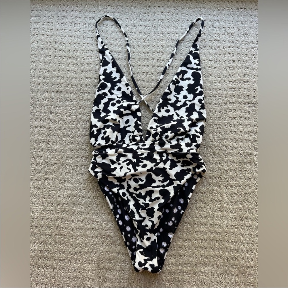 Maaji Safari Black & White Reversible One-Piece, NWT - Picture 2 of 7